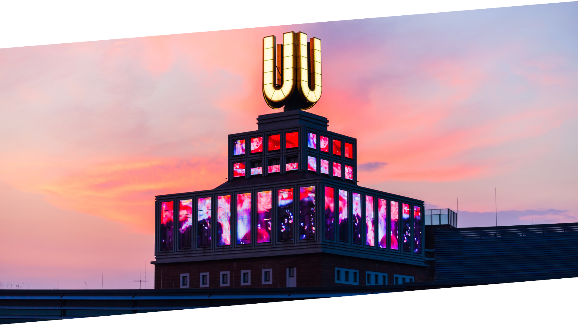 Designerhaus vor Sonnenuntergang Designerhaus vor Sonnenuntergang